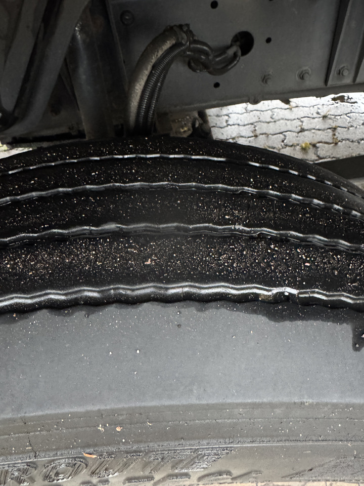 MAN 12.250 - Tent veoauto: pilt 4 MAN 12.250 - Tent veoauto: pilt 4