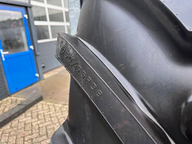 Bridgestone 650/65 R38 + 540/65 R28 VF - Rehvid ja veljed - Põllutööseade: pilt 5 Bridgestone 650/65 R38 + 540/65 R28 VF - Rehvid ja veljed - Põllutööseade: pilt 5
