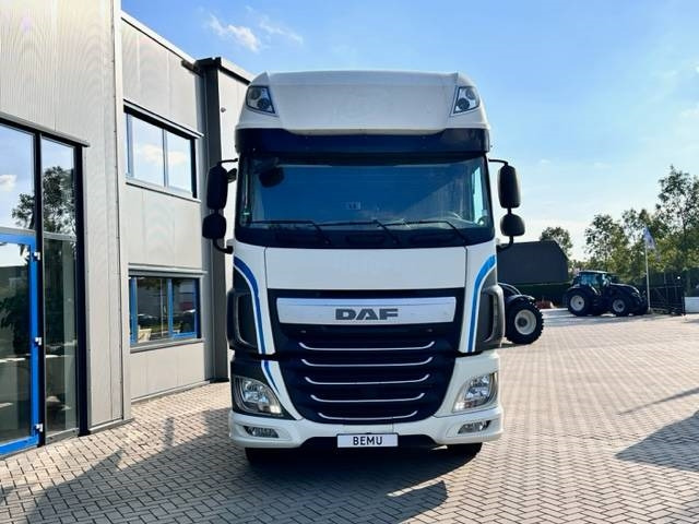 DAF XF 106 460 Super Space Cab 780.000km - Sadulveok: pilt 2 DAF XF 106 460 Super Space Cab 780.000km - Sadulveok: pilt 2