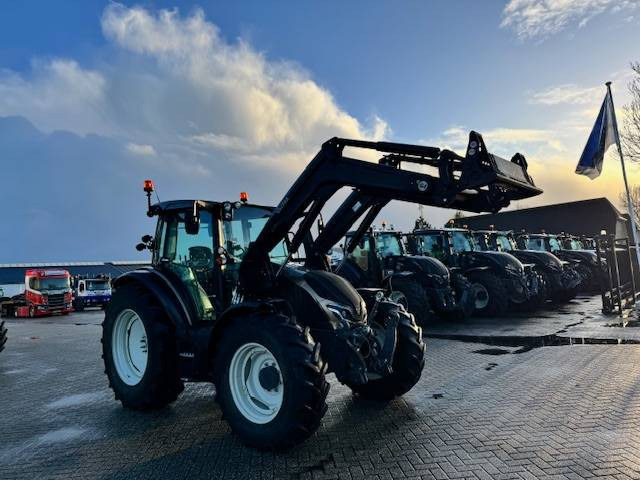Valtra G115 hitech, 1625 uur, G4 voorlader! - Traktor: pilt 5 Valtra G115 hitech, 1625 uur, G4 voorlader! - Traktor: pilt 5