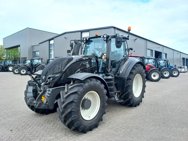 Valtra T174 Direct Smart Touch, 2021, 450 hours! - Traktor: pilt 1 Valtra T174 Direct Smart Touch, 2021, 450 hours! - Traktor: pilt 1