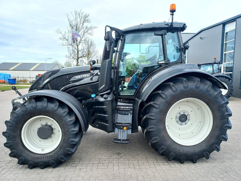 Valtra T174 Direct Smart Touch, 2021, 450 hours! - Traktor: pilt 3 Valtra T174 Direct Smart Touch, 2021, 450 hours! - Traktor: pilt 3