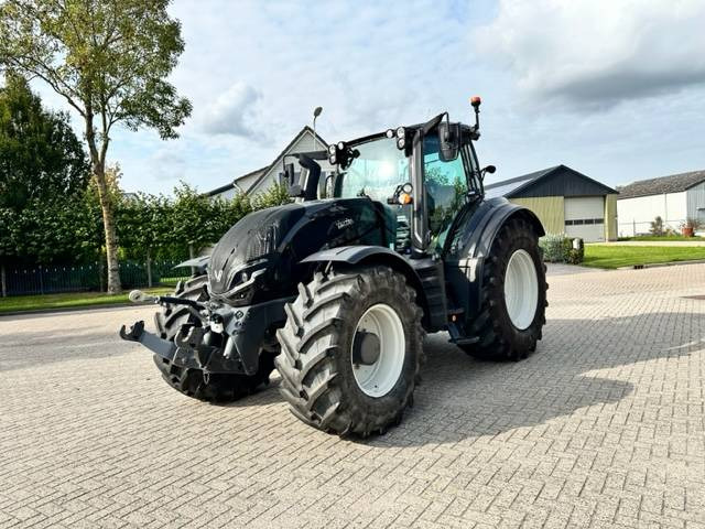 Valtra T235 Direct Smart Touch TWINTRAC! 745 HOURS - Traktor: pilt 2 Valtra T235 Direct Smart Touch TWINTRAC! 745 HOURS - Traktor: pilt 2