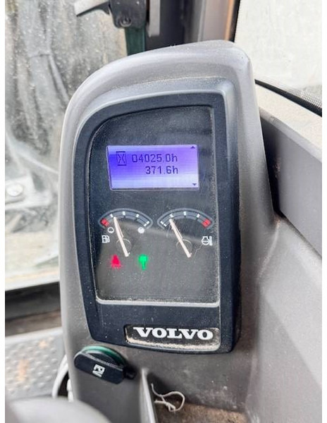 Volvo ECR35D, minikraan, 3.5 ton - Miniekskavaator: pilt 3 Volvo ECR35D, minikraan, 3.5 ton - Miniekskavaator: pilt 3