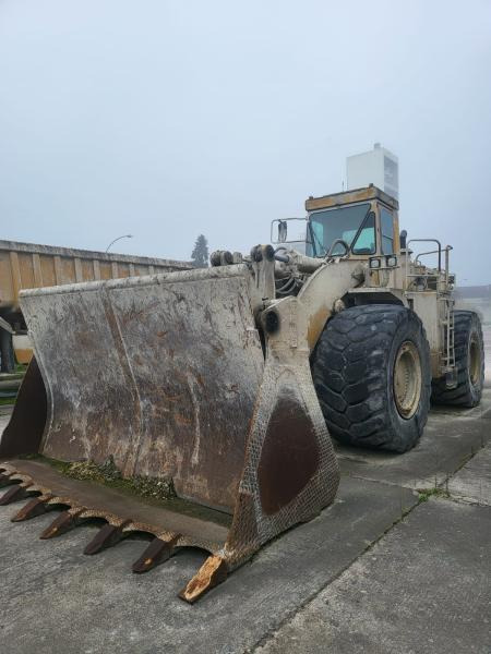 Rataslaadur Caterpillar 988B: pilt 6