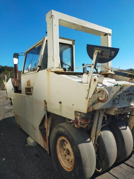 Caterpillar PS300 - Pneumaatiline teerull: pilt 2 Caterpillar PS300 - Pneumaatiline teerull: pilt 2