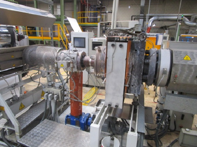 AMUT FLAT FILM EXTRUDER EA-160 FÜR PS/PP - Pakkimismasin: pilt 5 AMUT FLAT FILM EXTRUDER EA-160 FÜR PS/PP - Pakkimismasin: pilt 5