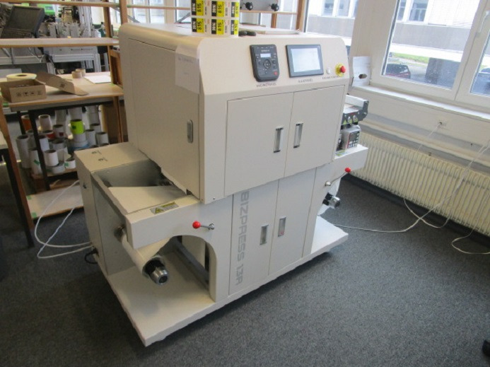 DIGITAL ETIKETTENDRUCKMASCHINE VP320C BIZPRESS 13R - Trükimasin: pilt 3 DIGITAL ETIKETTENDRUCKMASCHINE VP320C BIZPRESS 13R - Trükimasin: pilt 3