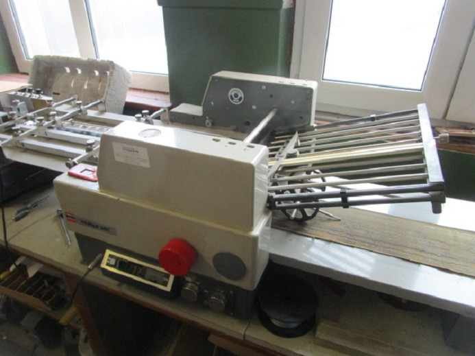TISCH-FALZMASCHINE MB MULTIPLI 382 PBA - Voltimismasin: pilt 3 TISCH-FALZMASCHINE MB MULTIPLI 382 PBA - Voltimismasin: pilt 3