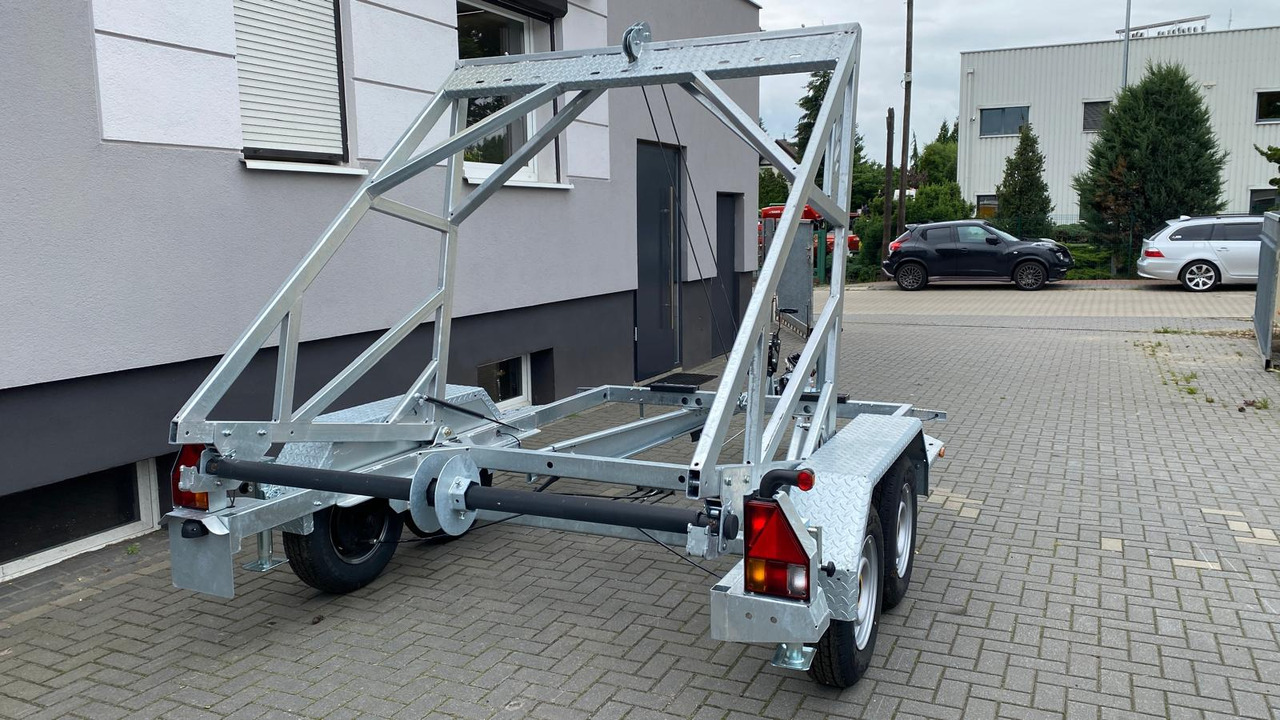 PRZYCZEPA WARK KABLOWA Z WCIĄGARKĄ RĘCZNĄ, DMC 3500 KG / WARK Cable Trailer with Manual Winch, DMC 3500 KG - Kaablihaagis: pilt 4 PRZYCZEPA WARK KABLOWA Z WCIĄGARKĄ RĘCZNĄ, DMC 3500 KG / WARK Cable Trailer with Manual Winch, DMC 3500 KG - Kaablihaagis: pilt 4