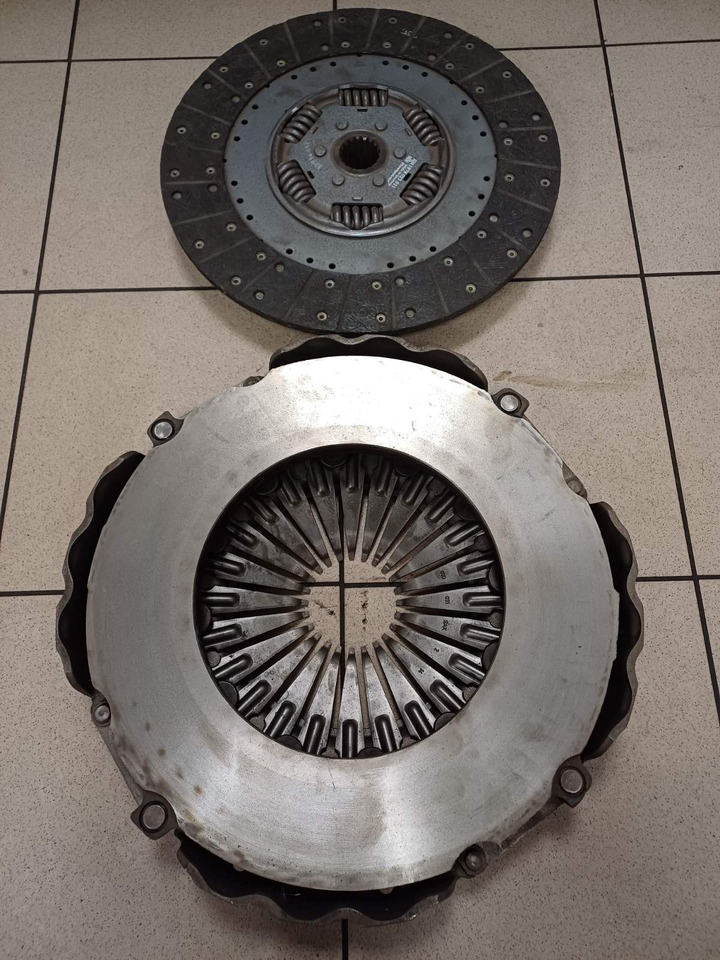 SACHS - Siduriketas: pilt 1 SACHS - Siduriketas: pilt 1