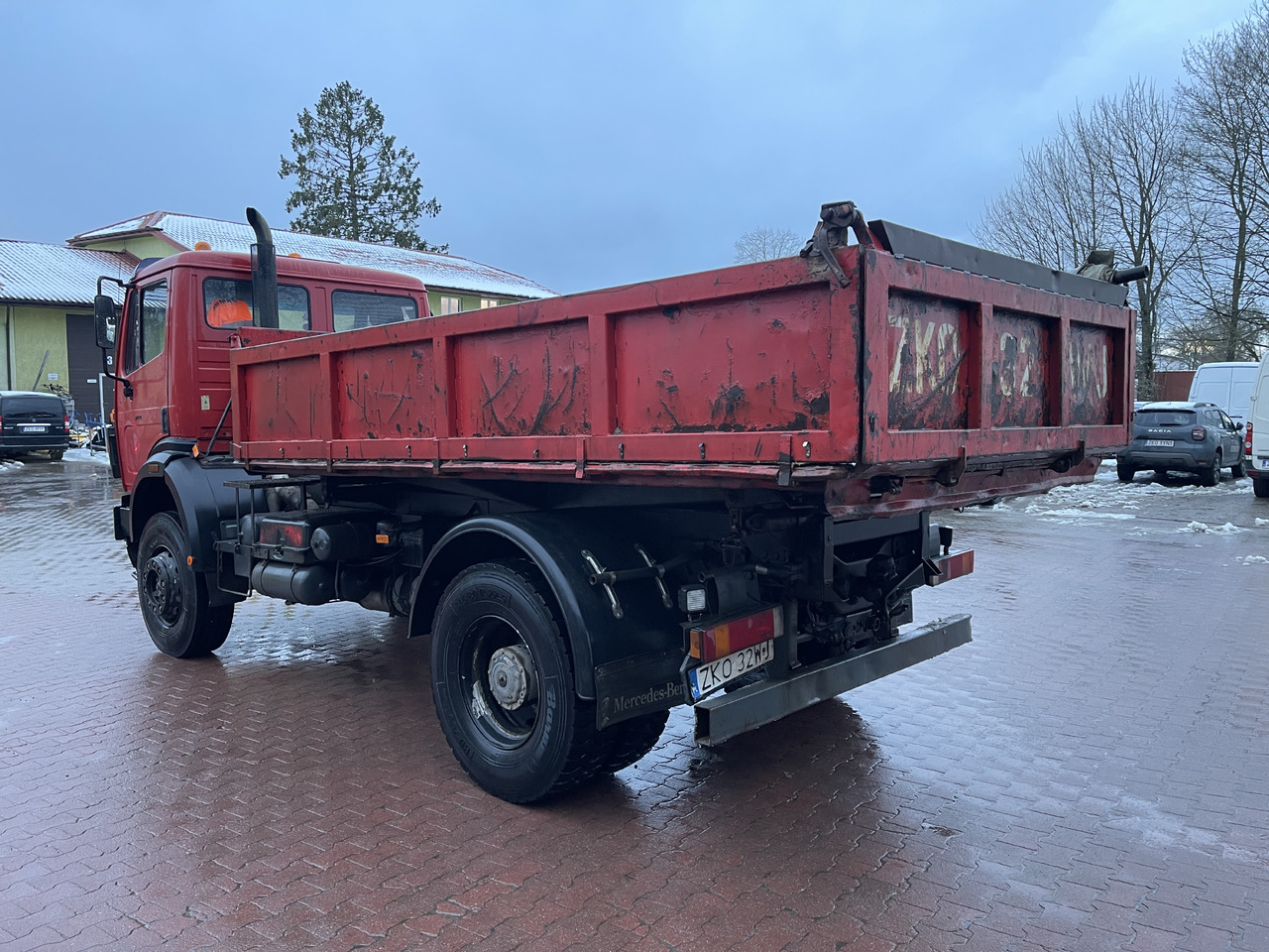 MERCEDES-BENZ 1824 - Kallurauto: pilt 5 MERCEDES-BENZ 1824 - Kallurauto: pilt 5