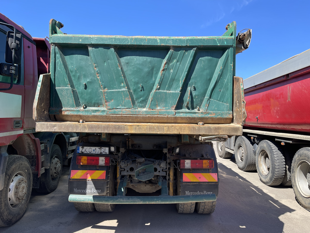 MERCEDES-BENZ Actros 3331 - Kallurauto: pilt 3 MERCEDES-BENZ Actros 3331 - Kallurauto: pilt 3