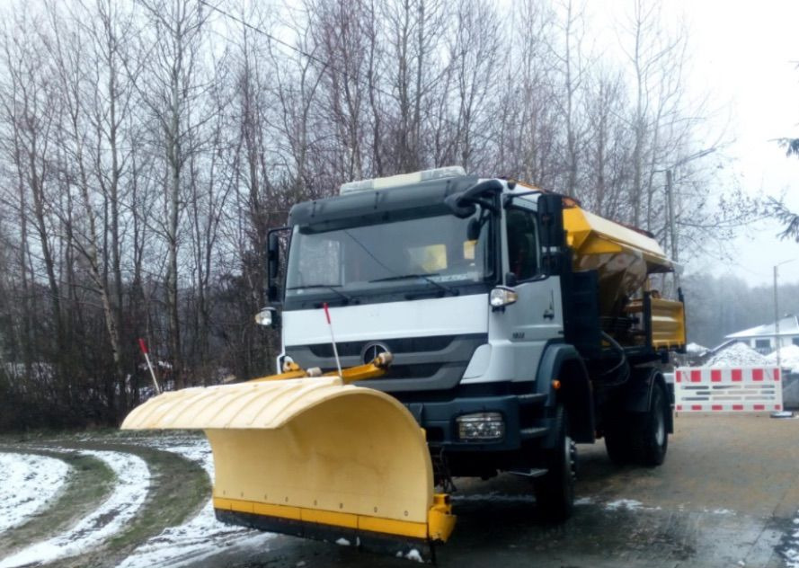 Mercedes-Benz Axor 1824 - Lumekoristusmasina: pilt 1 Mercedes-Benz Axor 1824 - Lumekoristusmasina: pilt 1