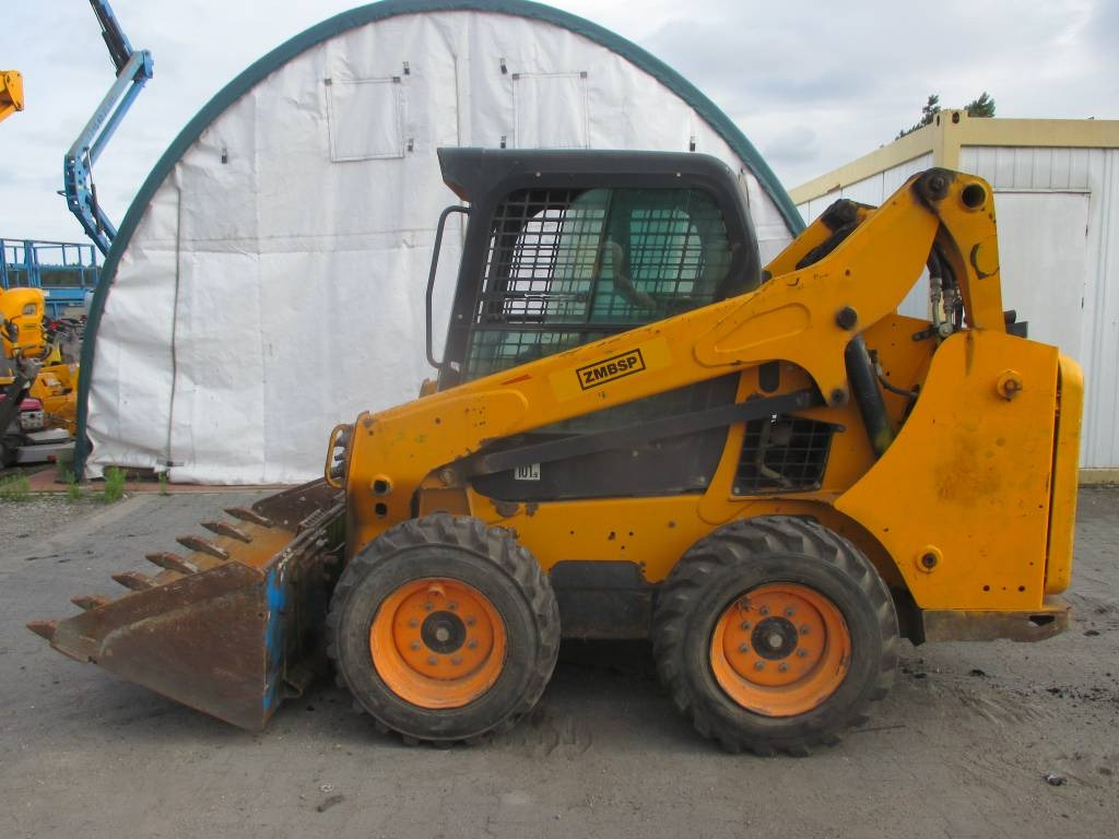 Bobcat S 530 - Kompaktlaadur: pilt 1 Bobcat S 530 - Kompaktlaadur: pilt 1
