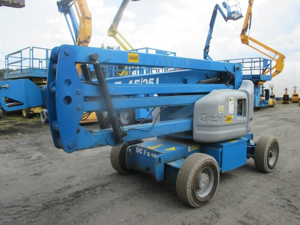 Genie Z 45/25 J DC - Liigendpoom: pilt 3 Genie Z 45/25 J DC - Liigendpoom: pilt 3