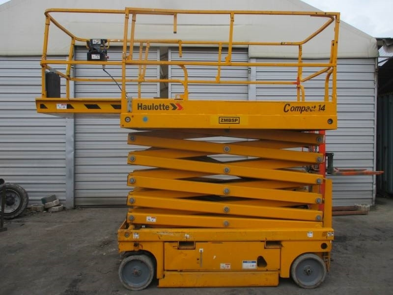 Haulotte Compact 14 - Käärlift: pilt 1 Haulotte Compact 14 - Käärlift: pilt 1