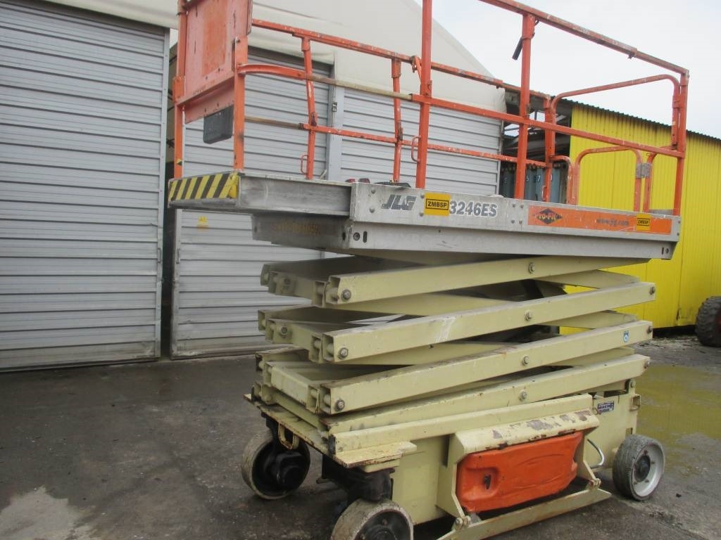 JLG 3246 ES - Käärlift: pilt 2 JLG 3246 ES - Käärlift: pilt 2