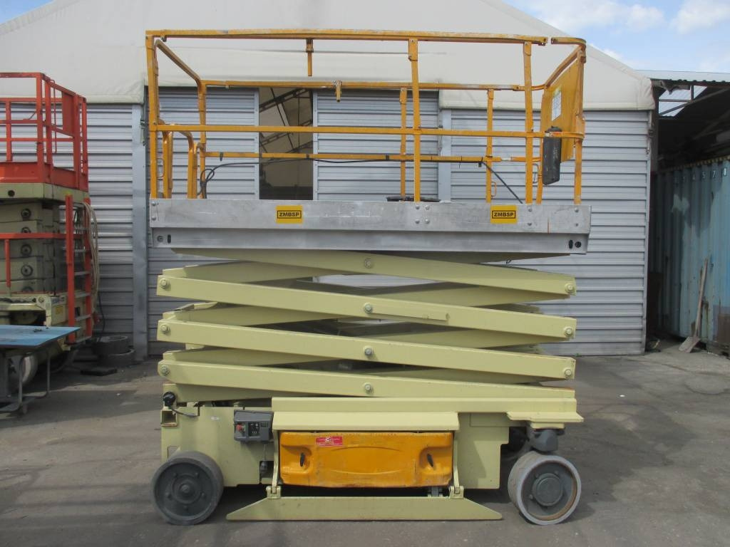 JLG 3246 ES  - Käärlift: pilt 1 JLG 3246 ES  - Käärlift: pilt 1