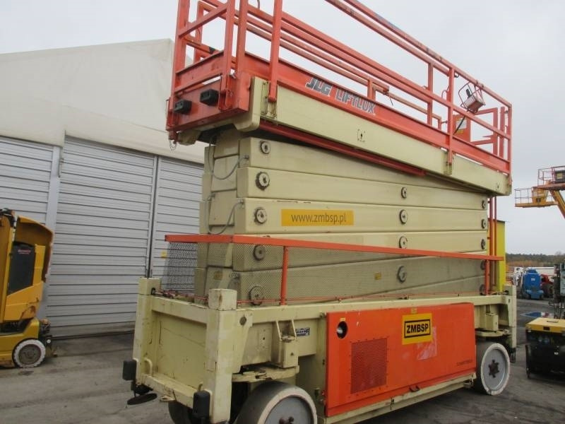 JLG Liftlux 245-12 - Käärlift: pilt 2 JLG Liftlux 245-12 - Käärlift: pilt 2