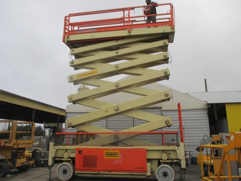 JLG Liftlux 245-12 - Käärlift: pilt 1 JLG Liftlux 245-12 - Käärlift: pilt 1
