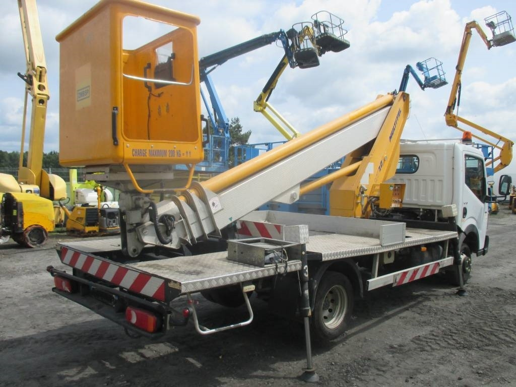 Multitel MT 202 DS - Veoautolt tõusev platvorm: pilt 3 Multitel MT 202 DS - Veoautolt tõusev platvorm: pilt 3
