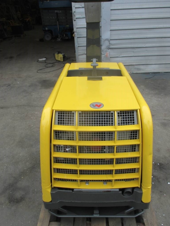 Wacker Neuson DPU80 LEM670 - Tihendaja: pilt 3 Wacker Neuson DPU80 LEM670 - Tihendaja: pilt 3