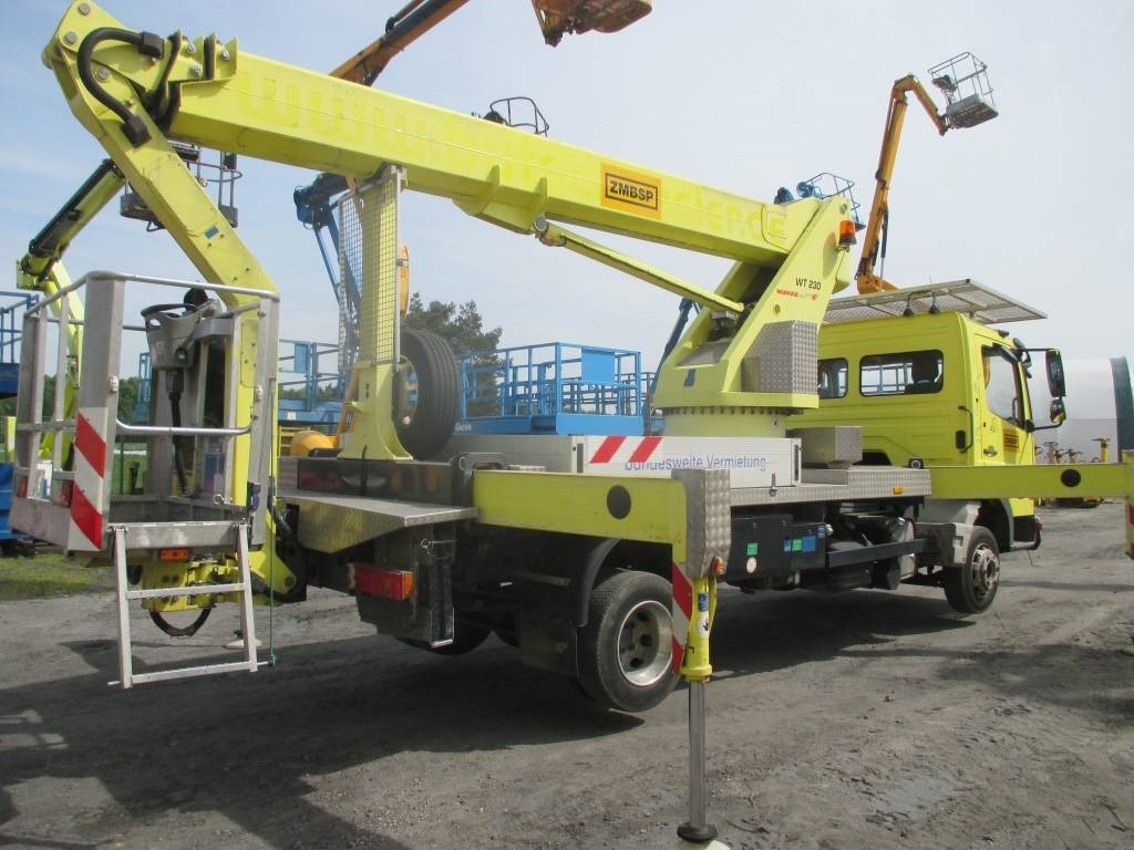Wumag WT 230 - Veoautolt tõusev platvorm: pilt 3 Wumag WT 230 - Veoautolt tõusev platvorm: pilt 3