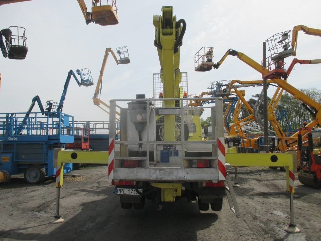 Wumag WT 230 - Veoautolt tõusev platvorm: pilt 4 Wumag WT 230 - Veoautolt tõusev platvorm: pilt 4