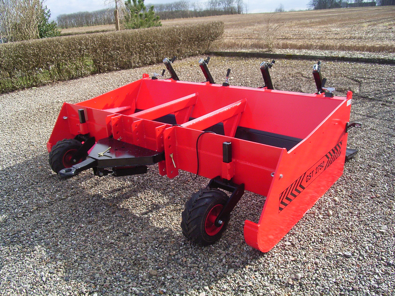 Uus Kaabitsmasin GST  1500-3000  Gravel Road leveler box laying of gravel  for trucks and tractor: pilt 6