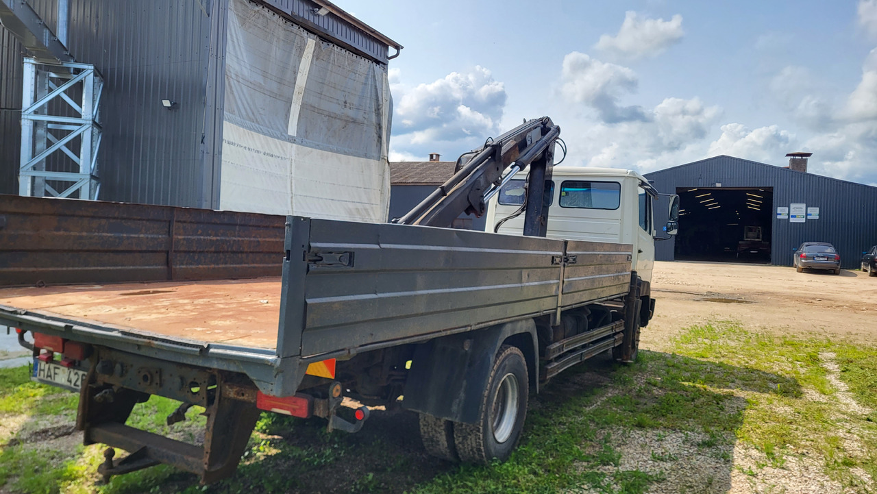 MERCEDES-BENZ 814 HIAB 071 - Kraanaga veoauto: pilt 4 MERCEDES-BENZ 814 HIAB 071 - Kraanaga veoauto: pilt 4