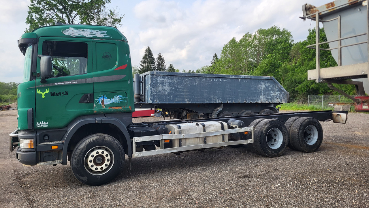 SCANIA R124 420 6X4 - Kabiinišassiiga veoauto: pilt 3 SCANIA R124 420 6X4 - Kabiinišassiiga veoauto: pilt 3