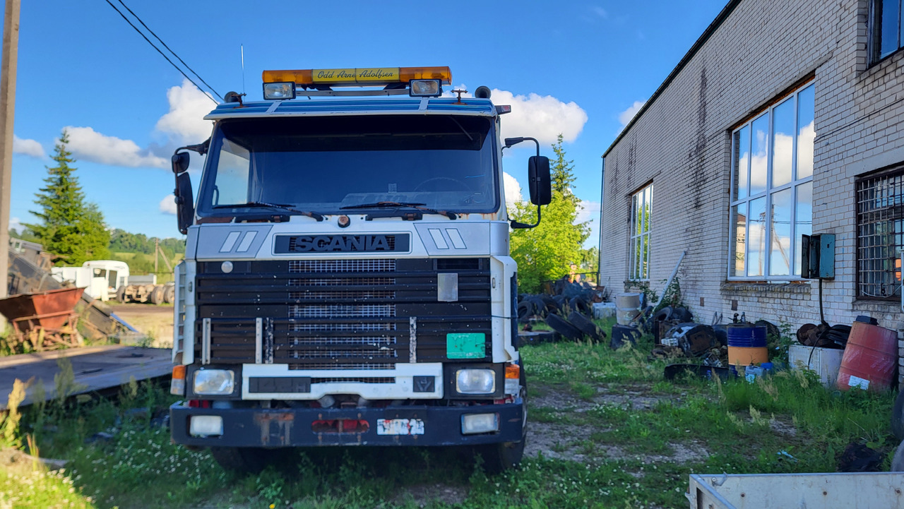 SCANIA R 142 H 6X2 SU KRANU - Sadulveok: pilt 3 SCANIA R 142 H 6X2 SU KRANU - Sadulveok: pilt 3