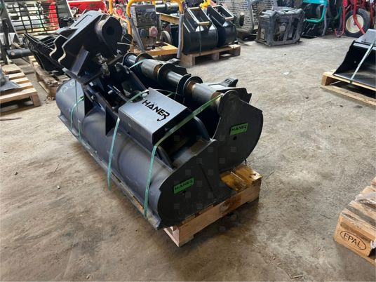 3 godets attache Morin M1 - Ekskavaatori kopp: pilt 3 3 godets attache Morin M1 - Ekskavaatori kopp: pilt 3