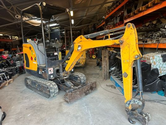 Bobcat E17 à 14 900 € HT - Miniekskavaator: pilt 5 Bobcat E17 à 14 900 € HT - Miniekskavaator: pilt 5