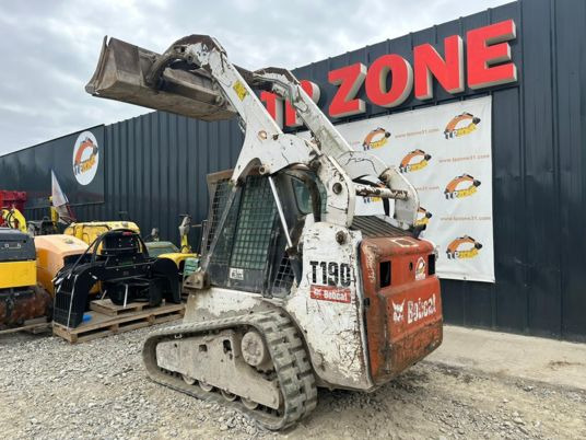 Bobcat T190 Joystick à 19 900 € HT - Kompaktroomiklaadur: pilt 2 Bobcat T190 Joystick à 19 900 € HT - Kompaktroomiklaadur: pilt 2