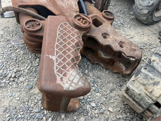 Croc béton montabert pelle 20T à 30T - Lammutuskäärid: pilt 4 Croc béton montabert pelle 20T à 30T - Lammutuskäärid: pilt 4