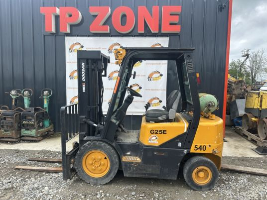 Gaasitõstuk Doosan G25E à 10500 € HT: pilt 7 Gaasitõstuk Doosan G25E à 10500 € HT: pilt 7