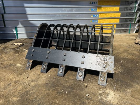 GODET SQUELETTE NEUF POUR MINI PELLE DE 1T A 3T - Sorteerimiskopp: pilt 2 GODET SQUELETTE NEUF POUR MINI PELLE DE 1T A 3T - Sorteerimiskopp: pilt 2