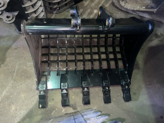 Godet squelette pour minipelle - Sorteerimiskopp - Ehitusmasinad: pilt 1 Godet squelette pour minipelle - Sorteerimiskopp - Ehitusmasinad: pilt 1