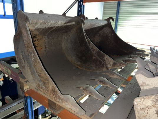 Godet terrassement Arden QA10 - QA11 - Ekskavaatori kopp: pilt 2 Godet terrassement Arden QA10 - QA11 - Ekskavaatori kopp: pilt 2