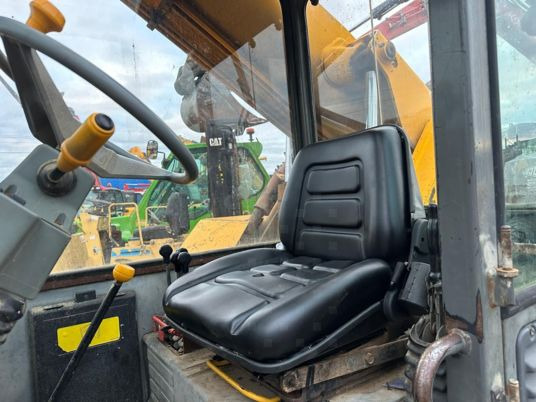 JCB 525-58 TURBO à 11 900 € HT - Teleskooplaadur: pilt 5 JCB 525-58 TURBO à 11 900 € HT - Teleskooplaadur: pilt 5