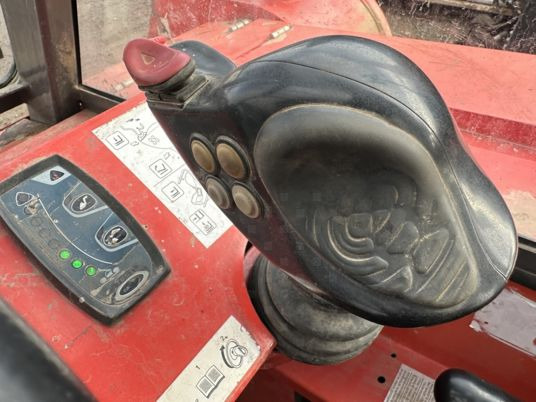 Teleskooplaadur Manitou BT420 Evo - 4x4: pilt 8