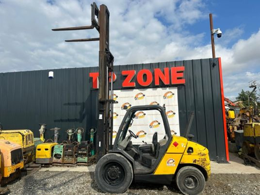 Manitou MSI30 Buggie à 14 900 € HT - Diiseltõstuk: pilt 4 Manitou MSI30 Buggie à 14 900 € HT - Diiseltõstuk: pilt 4