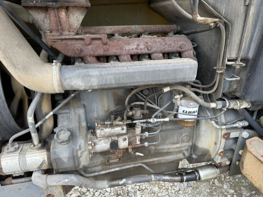 Renault TRACTEUR 75-32 à 9900 € HT - Traktor: pilt 4 Renault TRACTEUR 75-32 à 9900 € HT - Traktor: pilt 4