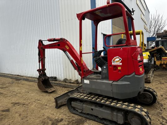 Volvo ECR25D Canopy - Miniekskavaator: pilt 4 Volvo ECR25D Canopy - Miniekskavaator: pilt 4