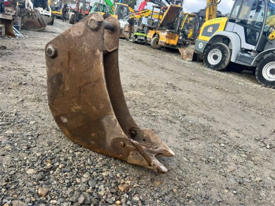 Godet de tranchée jcb - axe 45 mm - Kopp: pilt 3 Godet de tranchée jcb - axe 45 mm - Kopp: pilt 3
