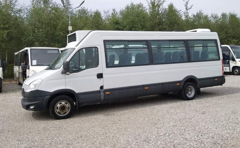 Iveco Daily 23 *NOWY SILNIK* 2 SZTUKI*, klima, winda - Maakonnaliini buss: pilt 4 Iveco Daily 23 *NOWY SILNIK* 2 SZTUKI*, klima, winda - Maakonnaliini buss: pilt 4