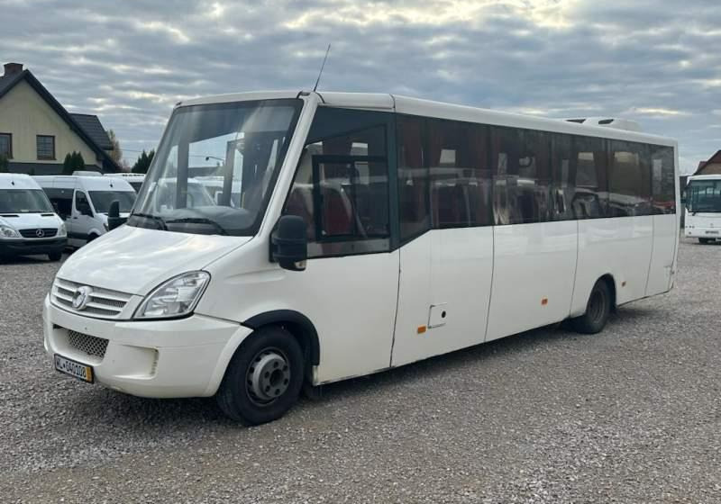 Iveco Daily Kutsenits 2011 Rossero, Prodig - Väikebuss, Mikrobuss: pilt 2 Iveco Daily Kutsenits 2011 Rossero, Prodig - Väikebuss, Mikrobuss: pilt 2