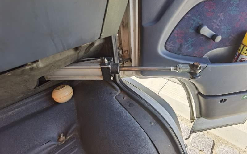 Mercedes-Benz Vario 814D 38+12 liising Mercedes-Benz Vario 814D 38+12: pilt 9